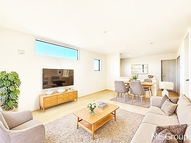 落ち着いた雰囲気のＬＤＫは家族みんなの快適空間※家具はCGです