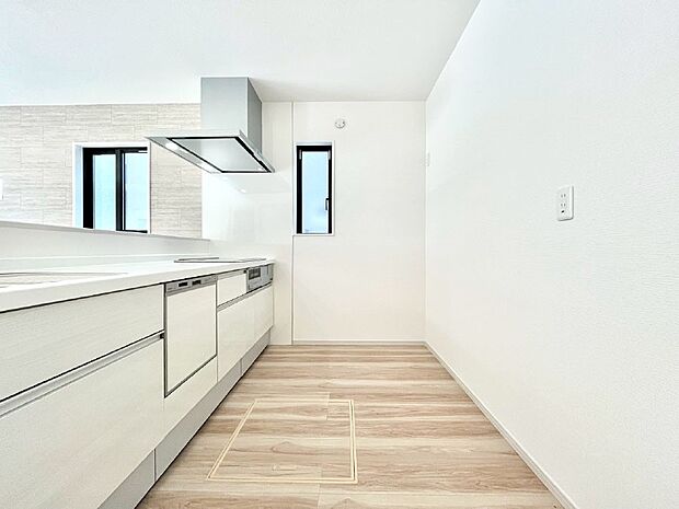 ゆとりあるキッチンではご家族と楽しくお料理ができます。