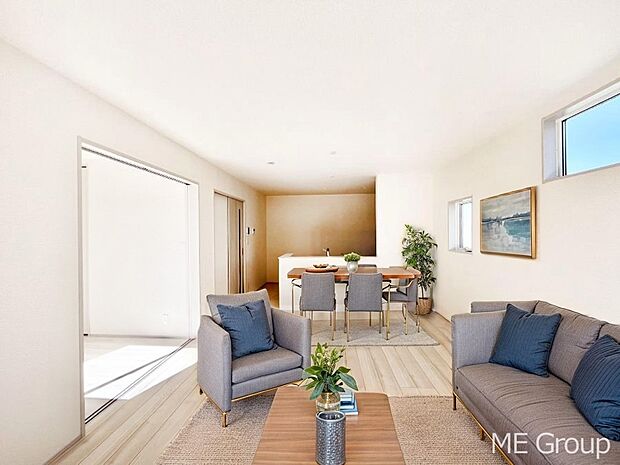 落ち着いた雰囲気のＬＤＫは家族みんなの快適空間　※家具はCGです