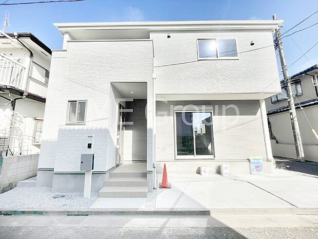 堂々完成！たっぷりの陽光と開放感に包まれる明るい住まい。 