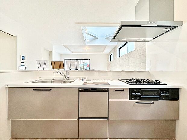 毎日使うキッチンだから、使いやすさ&お手入れのしやすさにこだわりました。