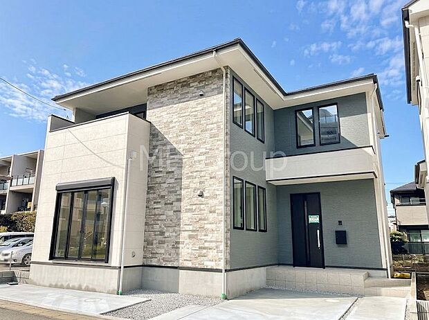 上質感あふれる外観デザイン。魅力の住まいを実現。