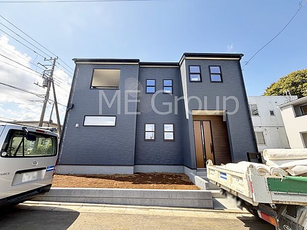 たっぷりの陽光と心地よい風が舞い込む住まい