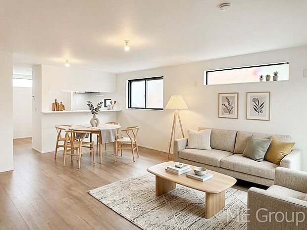 ご家族のコミュニケーションが深まるリビング階段を採用したLDK ※家具はCGです