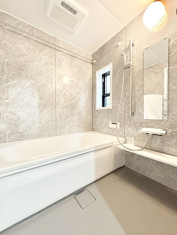 一日の疲れを癒やす大切なバスタイム。ゆっくりとお風呂を楽しんで疲れをとりたいですね!