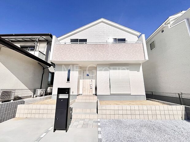 上質感あふれる外観デザイン。魅力の住まいを実現。 