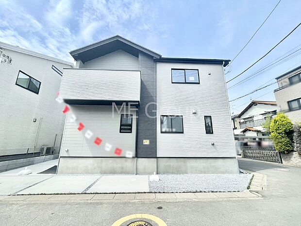 たっぷりの陽光と心地よい風が舞い込む住まい