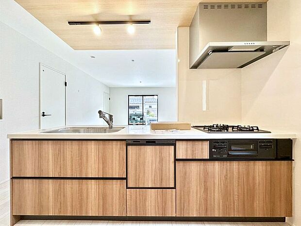 お料理を効率的に、楽しく！システムキッチン  