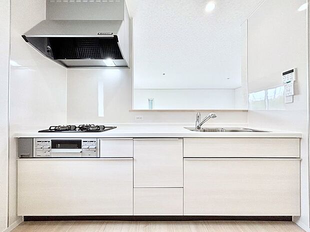 ゆとりあるキッチンではご家族と楽しくお料理ができます。