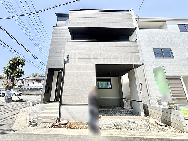 たっぷりの陽光と心地よい風が舞い込む住まい　