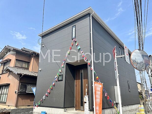 たっぷりの陽光と心地よい風が舞い込む住まい