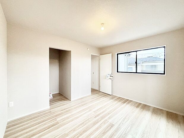 WIC付きのお部屋で充実したプライベート時間を過ごせます。