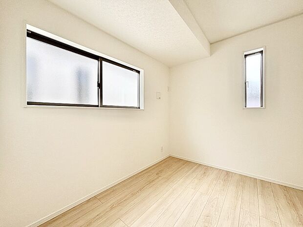 爽やかな日差しがお部屋全体を優しく包み込んでくれます 