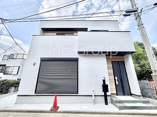 たっぷりの陽光と心地よい風が舞い込む住まい