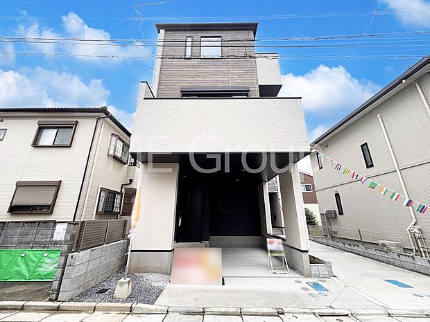 たっぷりの陽光と心地よい風が舞い込む住まい