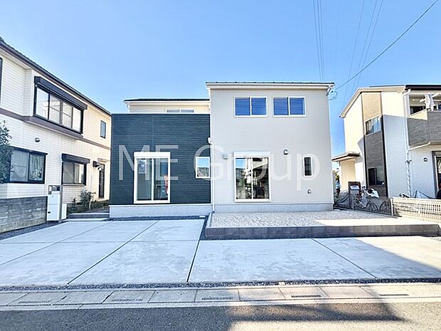 たっぷりの陽光と心地よい風が舞い込む住まい