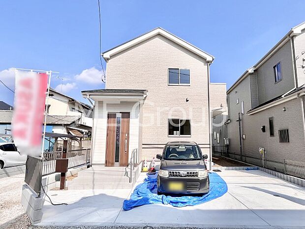 【現地外観写真】たっぷりの陽光と開放感に包まれる明るい住まい