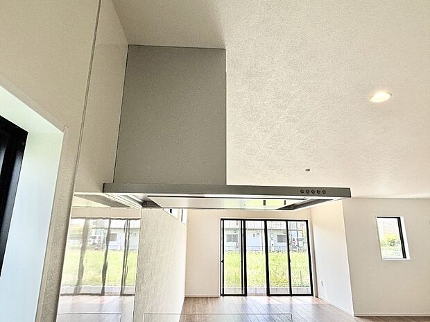 【その他設備(レンジフード)】基本的なお手入れはフィルターのみ！お手入れのしやすさも魅力です。