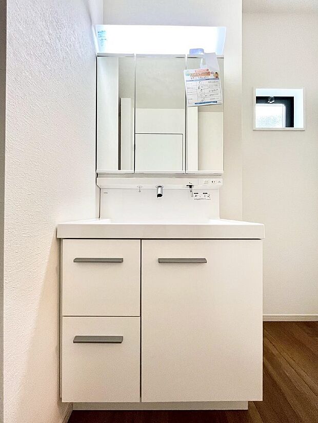 【洗面台・洗面所】収納力と機能性に優れた洗面化粧台