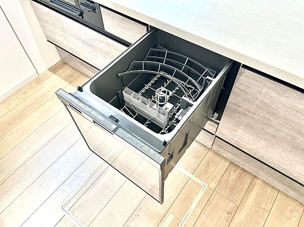 【食洗機】面倒なお片づけは食洗機にお任せ!家事の負担が減って、時間にも気持ちにもゆとりができます。