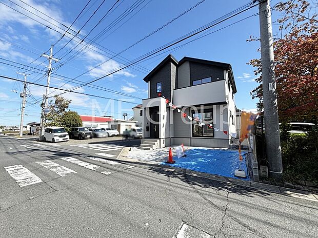 【前面道路含む現地写真】ここから始まる新生活を応援いたします