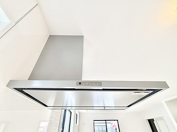 【その他設備(レンジフード)】基本的なお手入れはフィルターのみ！お手入れのしやすさも魅力です。