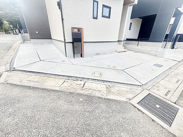 【駐車場】生活に欠かせない駐車スペース