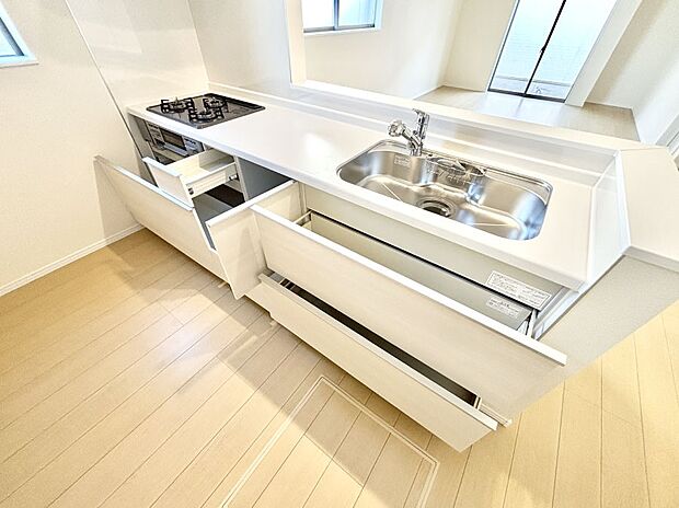 【その他設備(スライド収納)】使いやすさを優先したスライド式収納タイプ！
