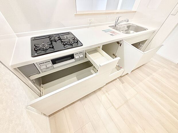 【その他設備(スライド収納)】使いやすさを優先したスライド式収納タイプ！