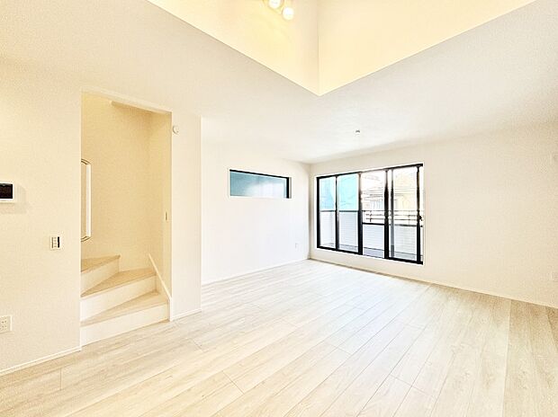 【ダイニング】家族が自然と集まる憩いのスペースになりそう