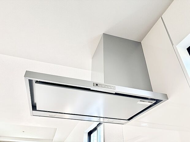 【その他設備(レンジフード)】基本的なお手入れはフィルターのみ!お手入れのしやすさも魅力です。