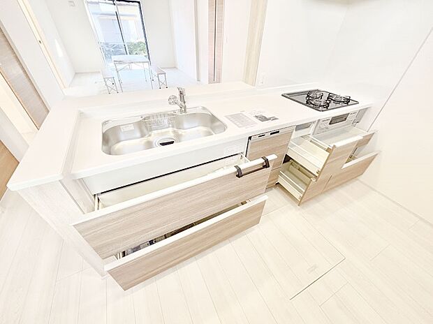 【その他設備(スライド収納)】使いやすさを優先したスライド式収納タイプ！