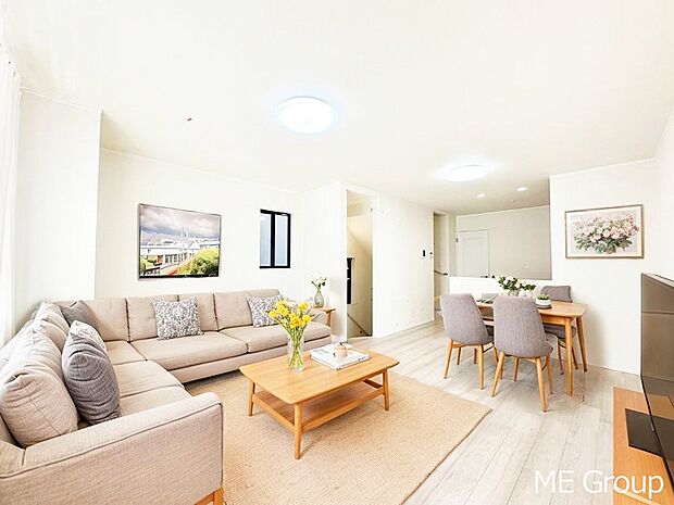 【リビング】落ち着いた雰囲気のLDKは家族みんなの快適空間※家具はCGです