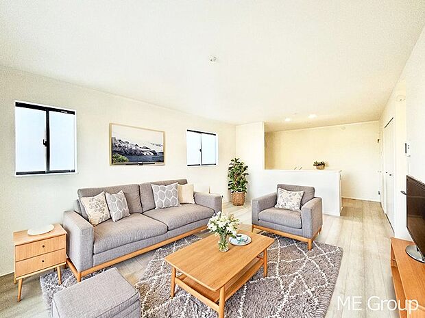 【リビング】落ち着いた雰囲気のＬＤＫは家族みんなの快適空間※家具はCGです