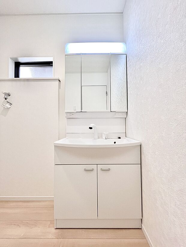 【洗面台・洗面所】収納力と機能性に優れた洗面化粧台