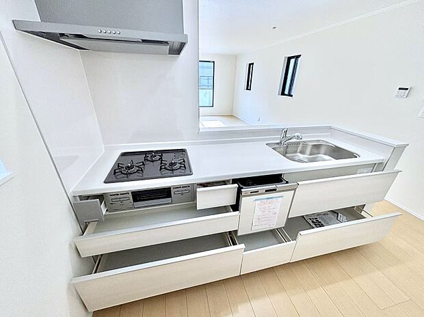 【その他設備(スライド収納)】使いやすさを優先したスライド式収納タイプ!