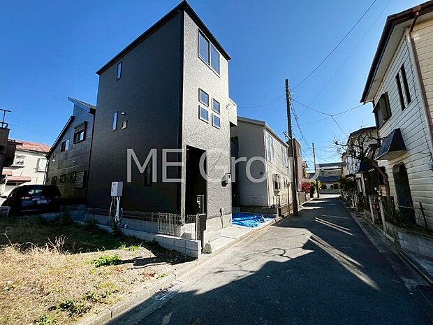 【前面道路含む現地写真】ここから始まる新生活を応援いたします