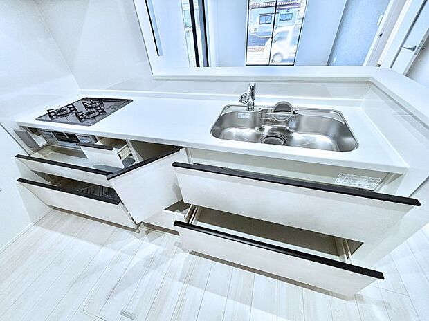 【その他設備(スライド収納)】使いやすさを優先したスライド式収納タイプ！