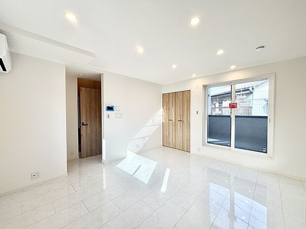 【ダイニング】家族が自然と集まる憩いのスペースになりそう