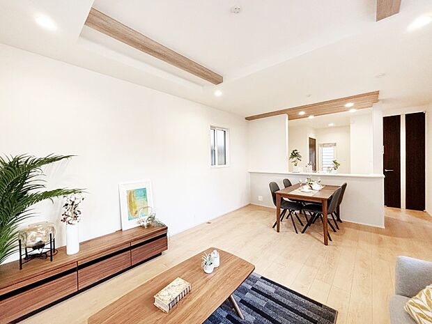 【リビング】住む方の個性が引き出される、インテリアを考えるのが楽しみなリビングです！