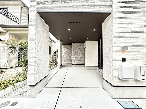 【駐車場】生活に欠かせない駐車スペース。