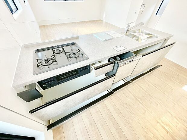 【その他設備(スライド収納)】使いやすさを優先したスライド式収納タイプ！