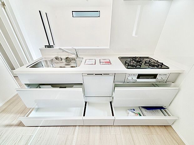 【その他設備(スライド収納)】使いやすさを優先したスライド式収納タイプ！