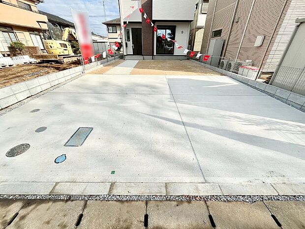 【駐車場】生活に欠かせない駐車スペース。　