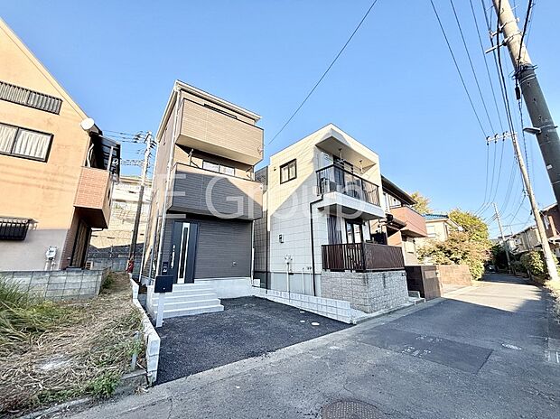 【前面道路含む現地写真】ここから始まる新生活を応援いたします   