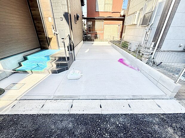 【駐車場】生活に欠かせない駐車スペース。