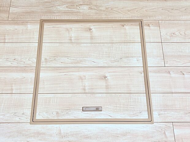 【その他設備(床下収納)】床下収納付き！日用品・非常用品の収納にも大活躍。