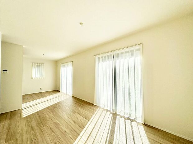 【ダイニング】家族が自然と集まる憩いのスペースになりそう