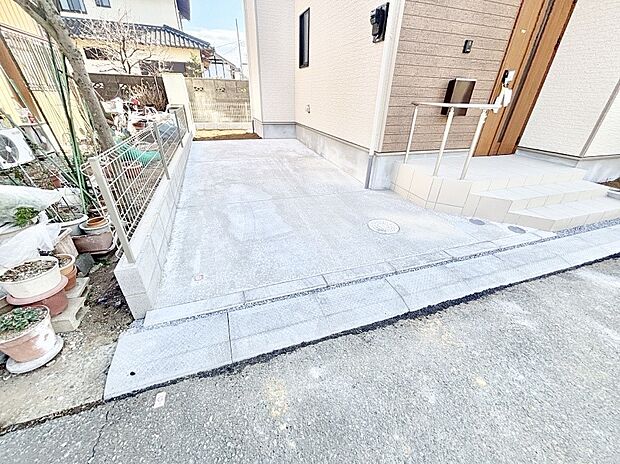 【駐車場】生活に欠かせない駐車スペース。