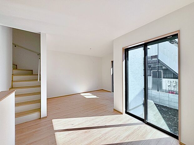 【ダイニング】家族が自然と集まる憩いのスペースになりそう